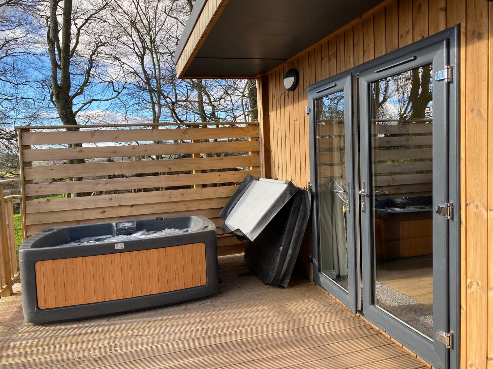 Acorn Lodge With Hot Tub كوبار المظهر الخارجي الصورة